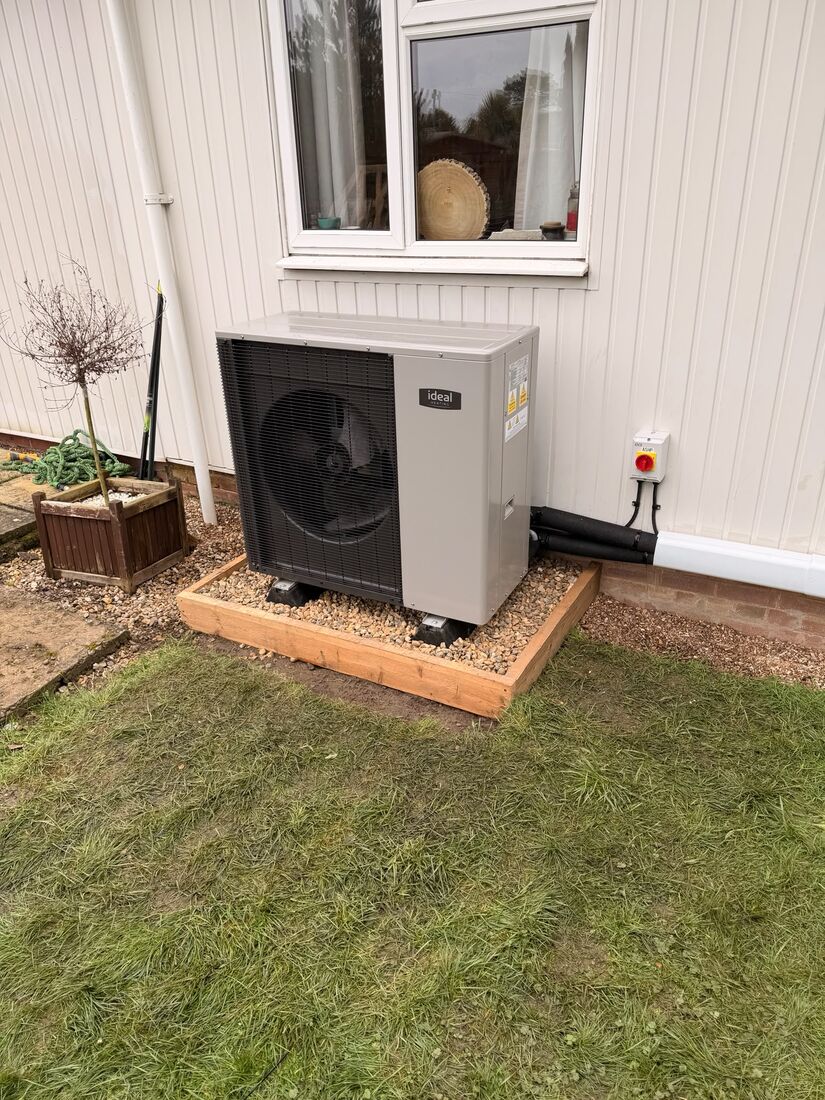 Air source heat pump installation in King's Lynn by Qualis Energy