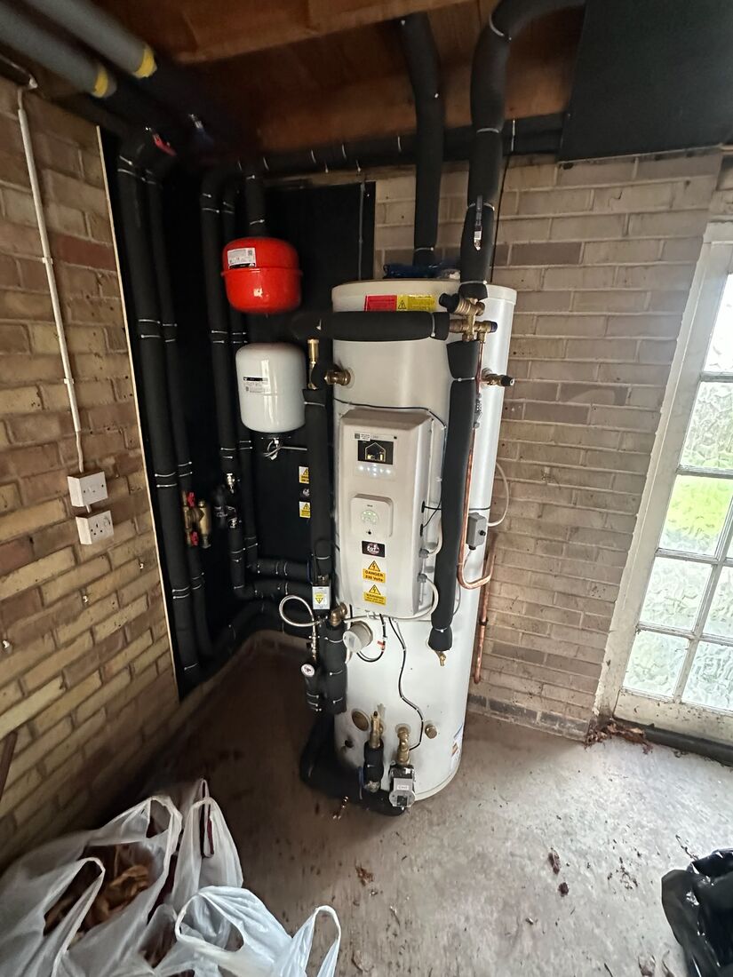 Unvented hot water cylinder installation in Farnsfield by Qualis Energy